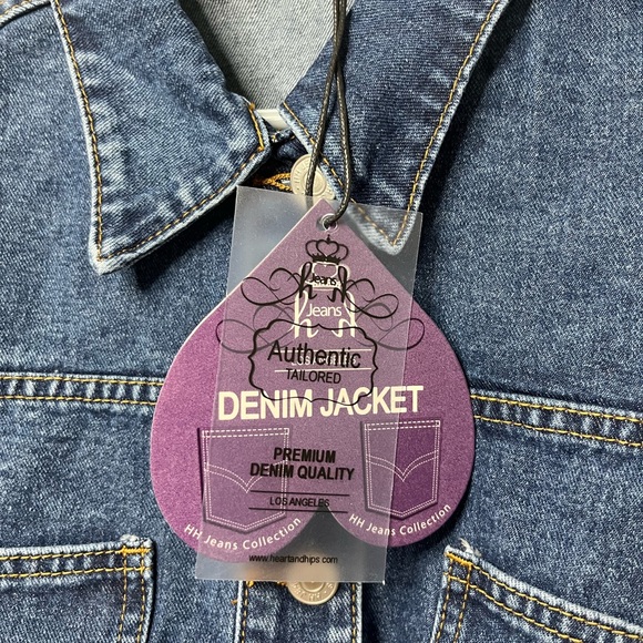 FASHIONNOVA frayed dark wash denim jacket - Picture 5 of 6